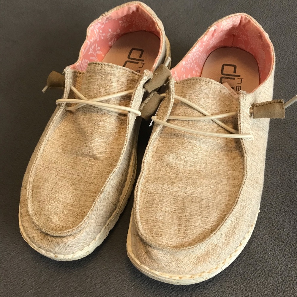 Hey Dude Wendy Women’s Shoes Loafers 7